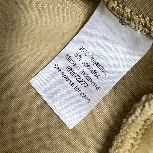 SO Lounge Life Cropped Hoodie - size small - Olive toned velour soft zip up. - Picture 5 of 5